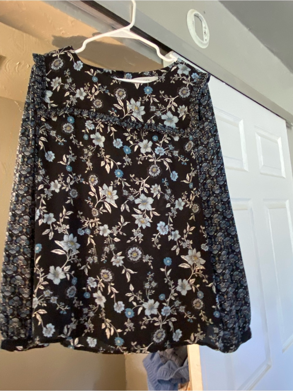 Ann Taylor Black Floral Long-Sleeve Blouse with Blue Accents